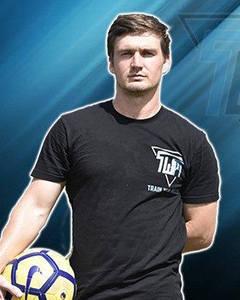 Portrait of Coach Austin Mills